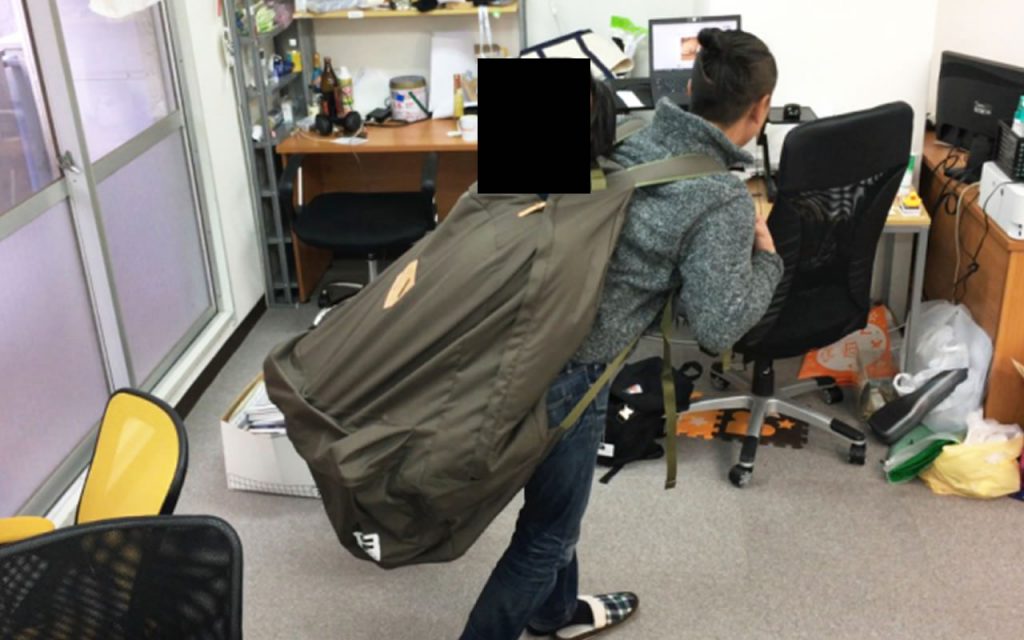 Japanese for almost 10 years kept the mother’s corpse in a backpack