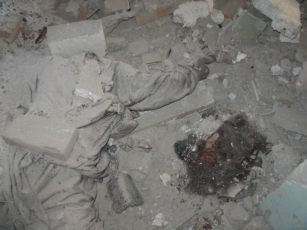 Beslan. Terrorist blown off his head
