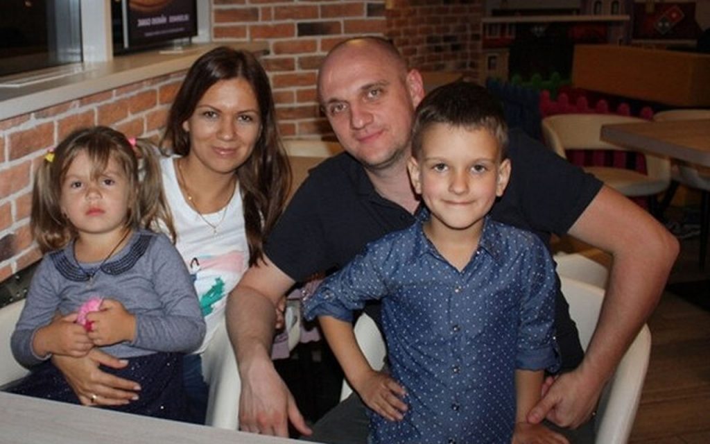 Ekaterina Martynova with her husband and children