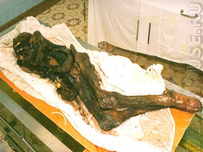 Мумия. Это тело пролежало в земле 2500 лет