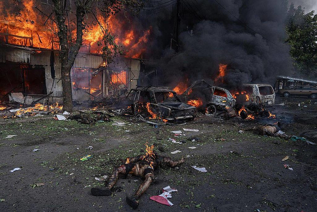 Consequences of a missile strike. Konstantinovka, Ukraine.