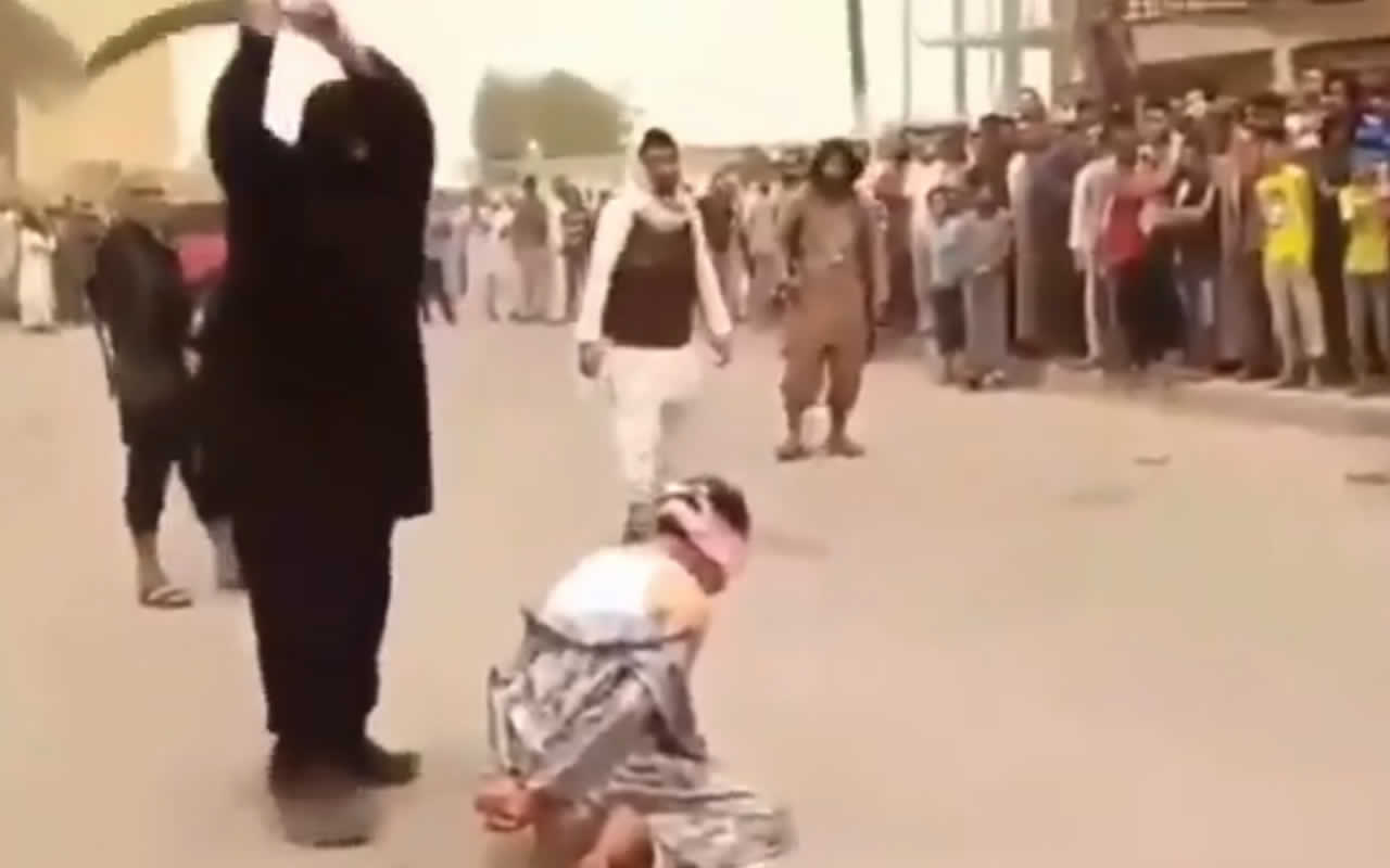 Execution. Public beheading
