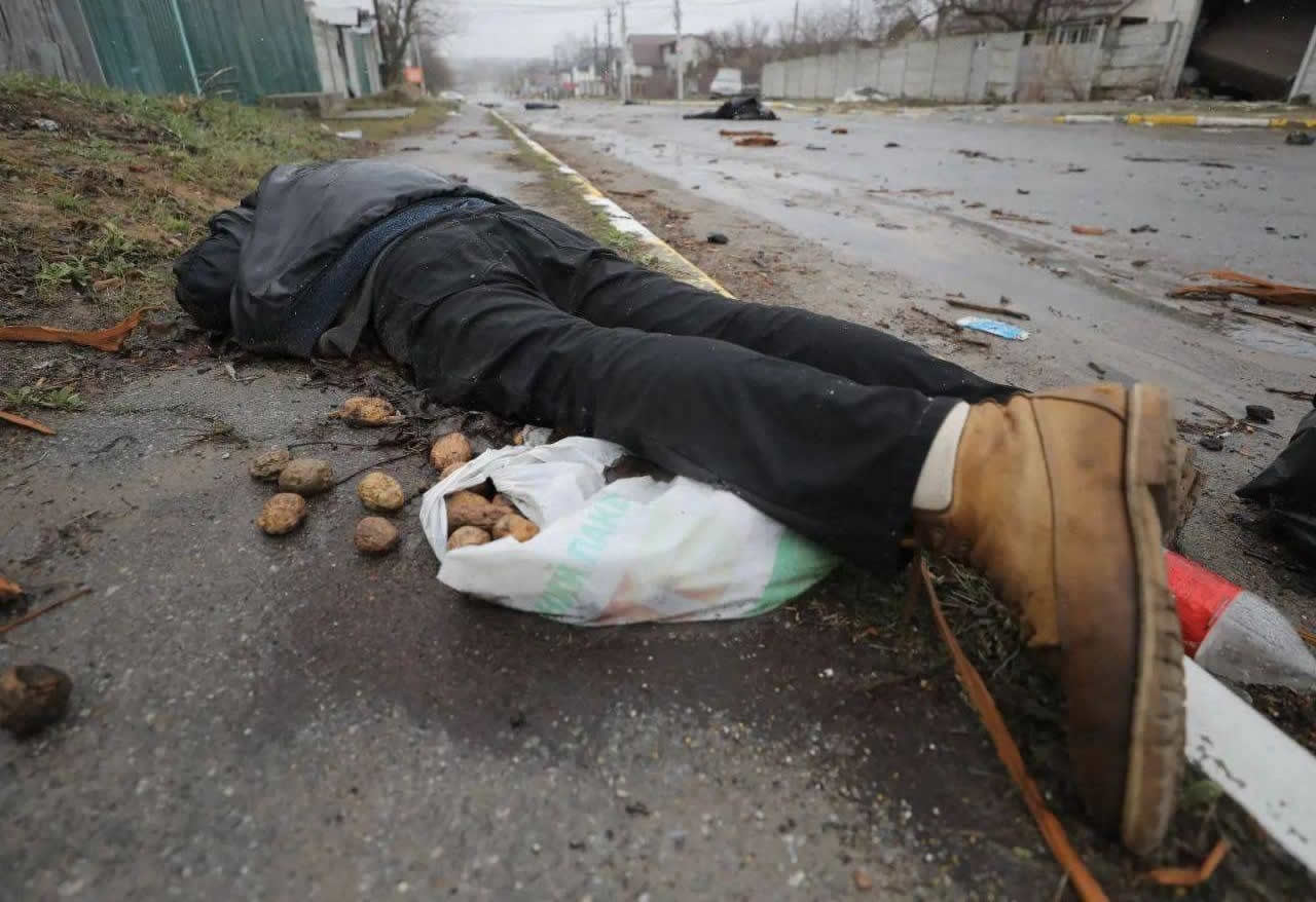 Мертвый мужчина с пакетом картофеля. Буча